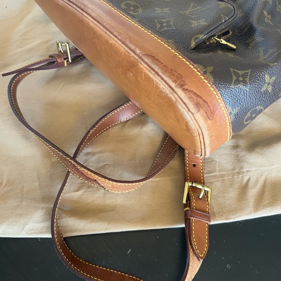 Authentic LOUIS VUITTON Monogram Montsouris MM Bacpack - Picture 7 of 12